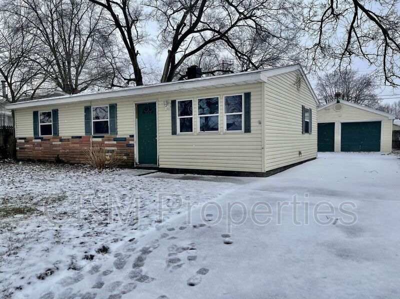 5117 Kickapoo Dr, Kokomo, IN 46902 House for Rent in Kokomo, IN