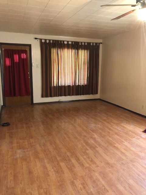 Building Photo - 4843 N. 37th Street - 2 Bedroom Lower