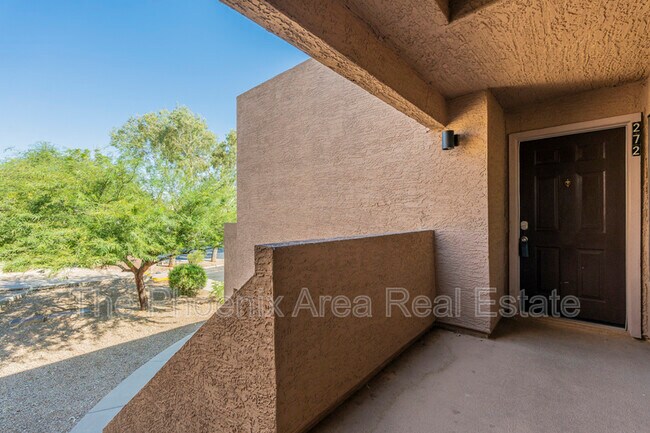 Building Photo - 16657 E Gunsight Dr
