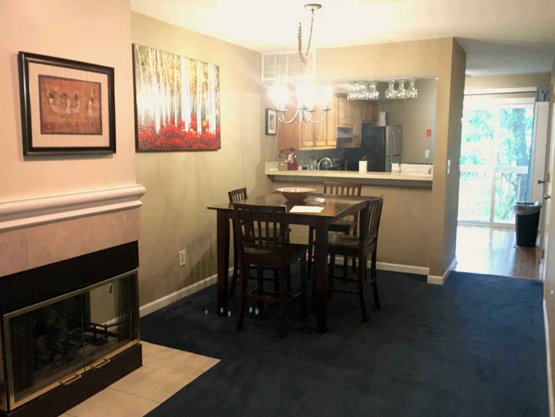 53 Manorwood Dr, Branford, CT 06405 Condo for Rent in Branford, CT