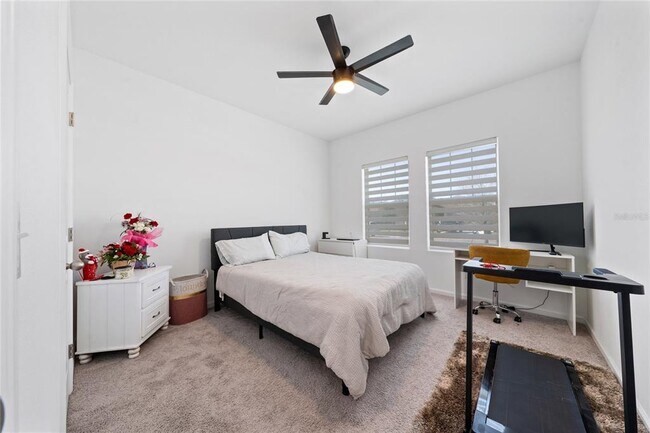 Foto del edificio - 1485 Effra Wy