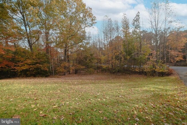 Foto del edificio - 19825 Fall Ct