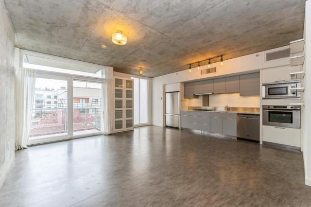 Building Photo - 1 bedroom in Seattle WA 98109