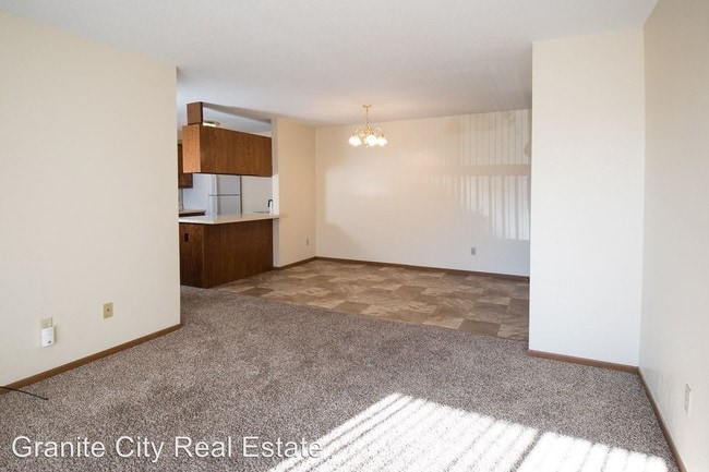 Building Photo - 911 Ranae Ln