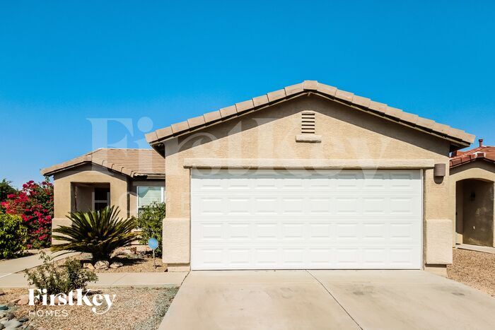 Foto principal - 9229 N Centipede Ave
