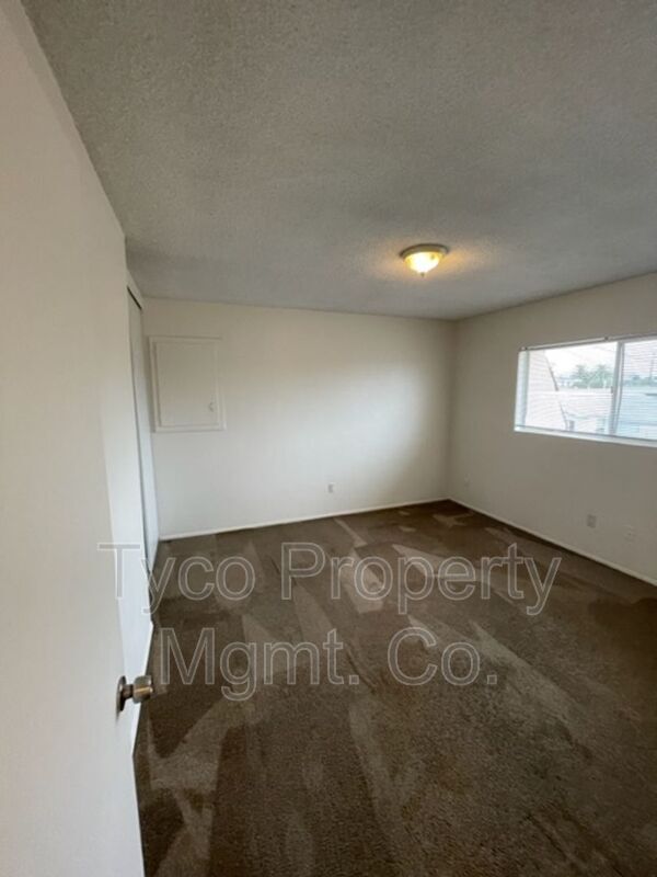 Foto del edificio - 455 Park Way