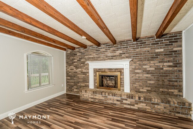 Building Photo - Charming 3 Bedroom Bessemer Home