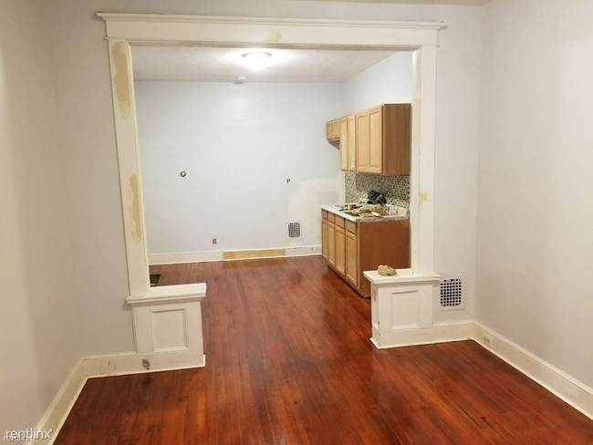 Building Photo - 2 br, 1 bath 4plex - 188 Butler St
