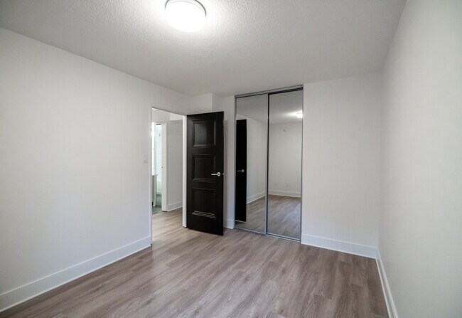 Photo du bâtiment - 1348 Barclay Street