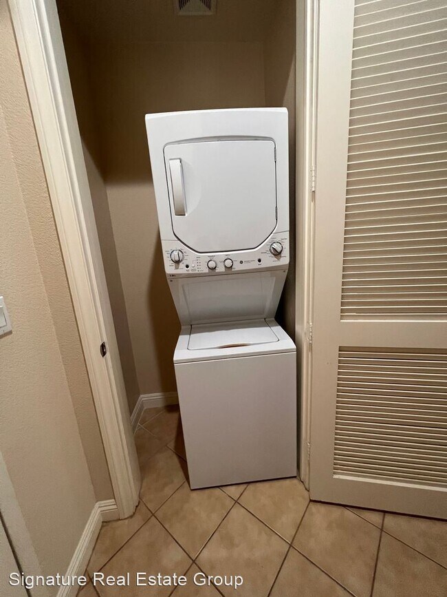 Foto del edificio - 1 br, 1 bath House - 43 E. Agate #401