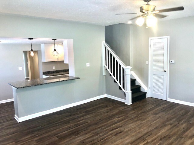 Foto del edificio - 4355 Norwaldo Ave