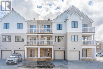 Building Photo - 502 Celestine Private