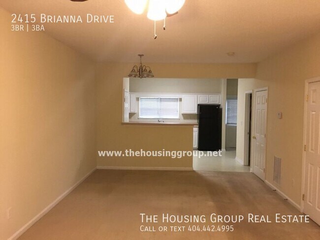 Building Photo - Hampton Townhome!!! Ready Now