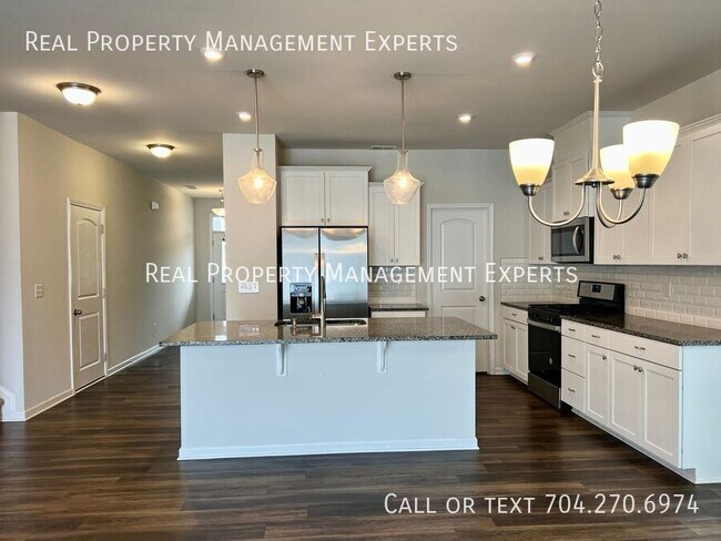 Foto del edificio - 6520 Georgia Oak Rd