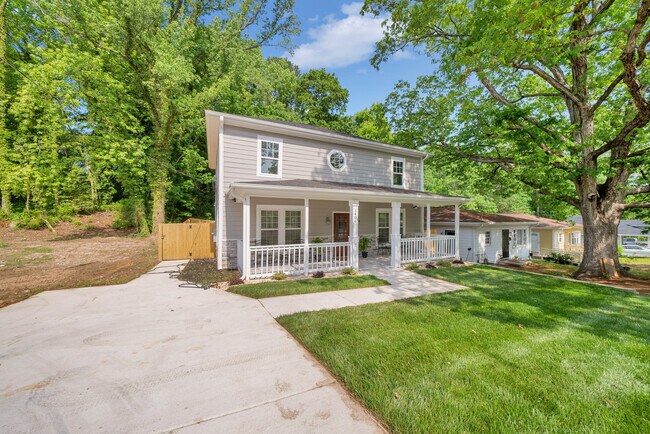 Photo - 1406 South St House