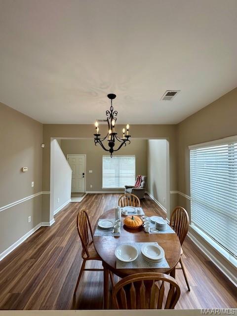 Building Photo - 408 Tree Line Dr