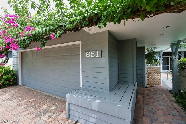 Building Photo - 651 Bridge Way Ln