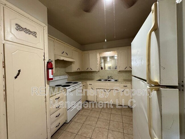 Foto del edificio - 3902 S Hudson Ave