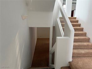 Building Photo - 10556 Gibbous Moon Dr