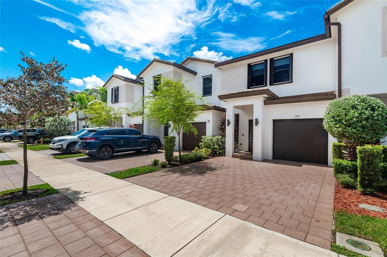 Foto principal - 152 SW 185th Way
