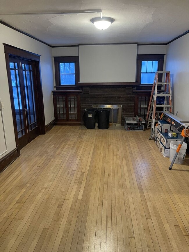 Building Photo - 50656 Main St