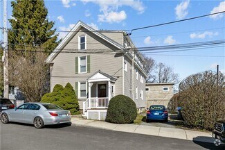 Building Photo - 41 Freeborn St