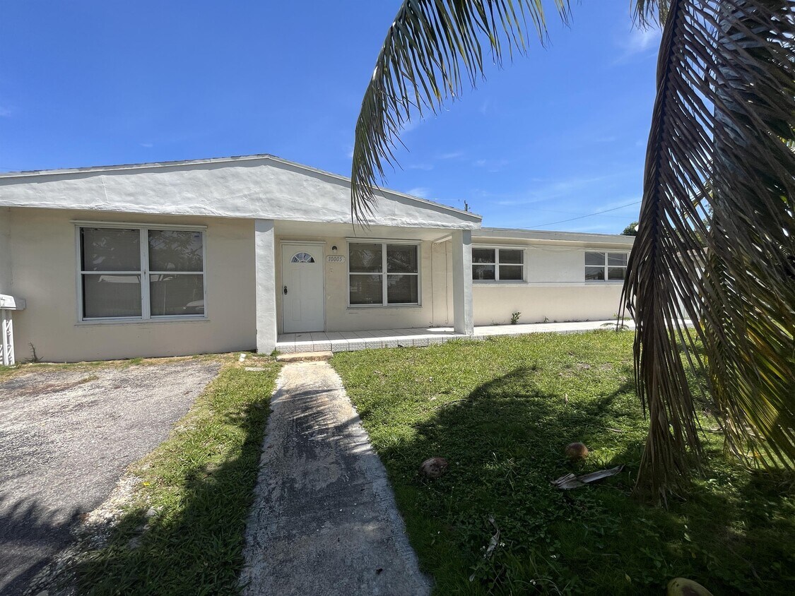 Photo - 10005 SW 214th St (Cutler Bay, FL)
