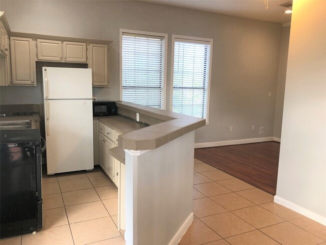 Foto del edificio - 543 W 27th St