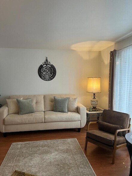 Foto del edificio - 1516 Wayne Dr
