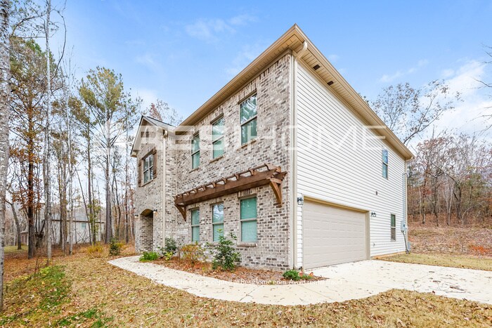Primary Photo - HOME FOR RENT!! UP TO HALF OFF ONE MONTH!