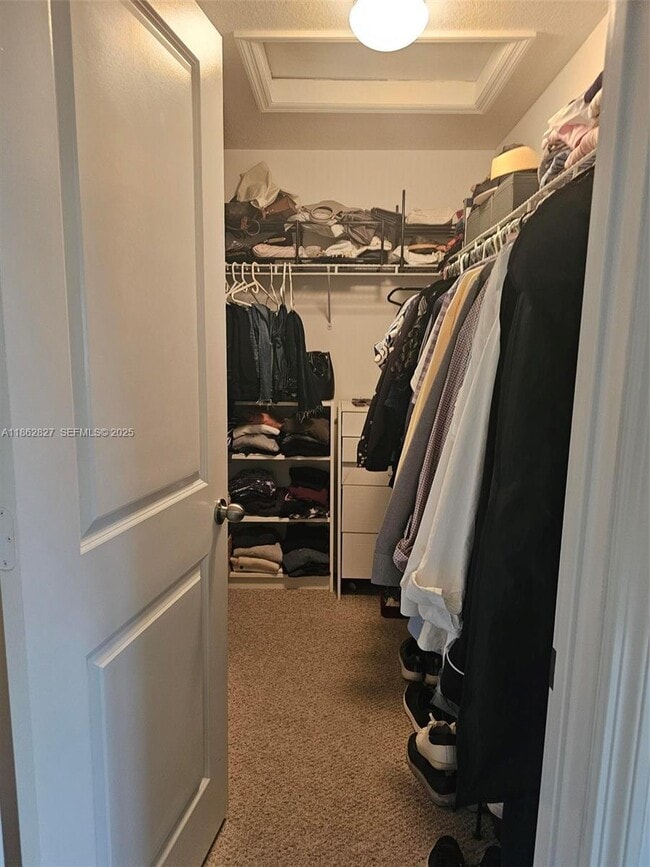 Building Photo - 362 NE 194th Terrace