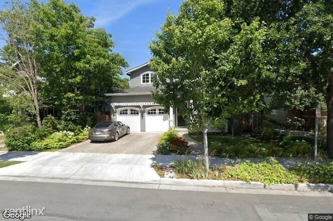 Building Photo - 4 br, 3 bath House - 712 Harvard Ave