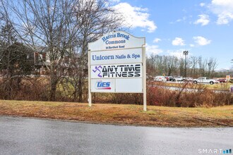 Building Photo - 24 Hartford Rd