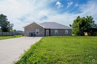 Building Photo - 2143 Soman Ln