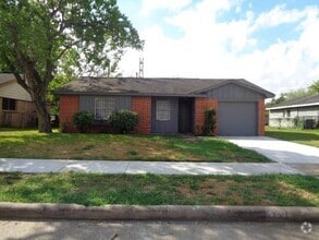 Building Photo - 4207 Boynton Dr