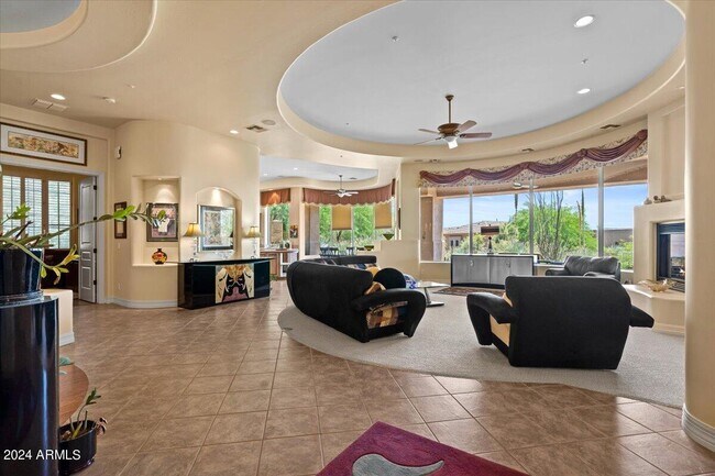 Foto del edificio - 9951 E Western Sky Ln