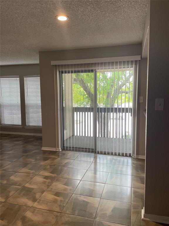 250 El Dorado Blvd Unit 104, Webster, TX 77598 Condo for Rent in