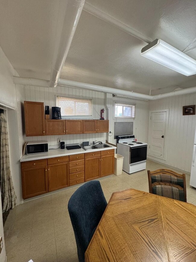 Foto del edificio - 401 Onyx St