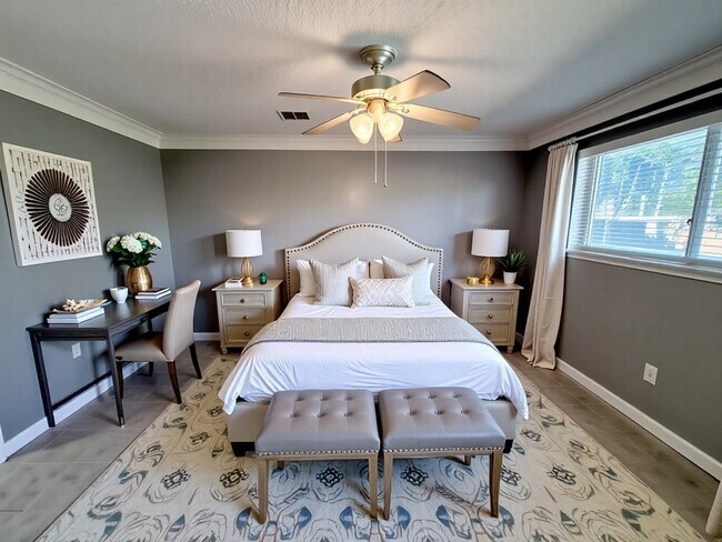 Foto del edificio - 1802 Oaklawn St