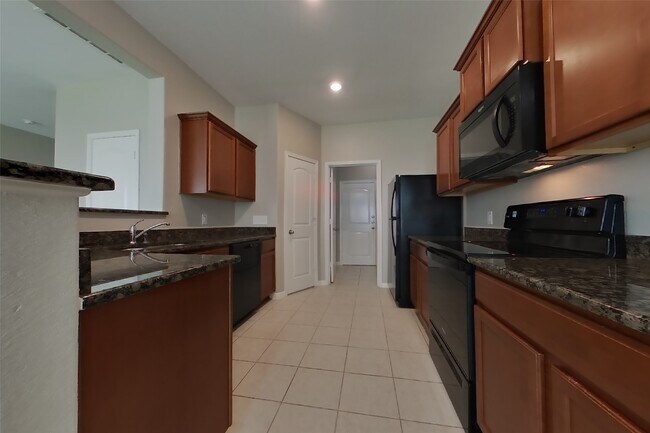 Foto del edificio - 640 Totem Trail Dr