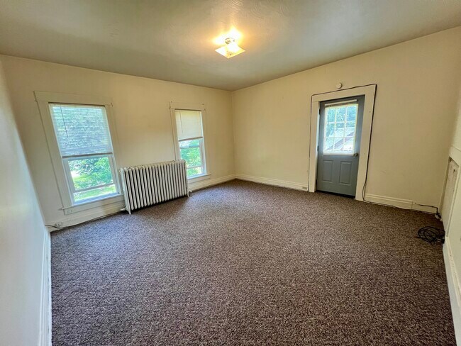 Foto del edificio - 425 Niagara St
