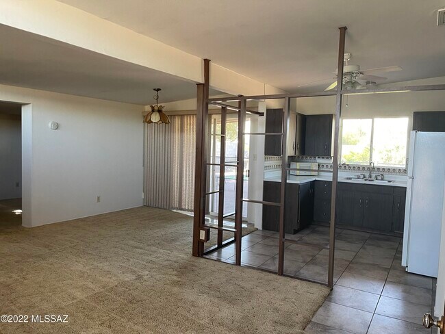 Foto del edificio - 6727 E 17th St