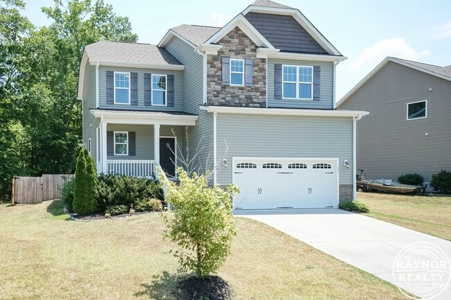 Building Photo - Beautiful Home in Quiet neighborhood