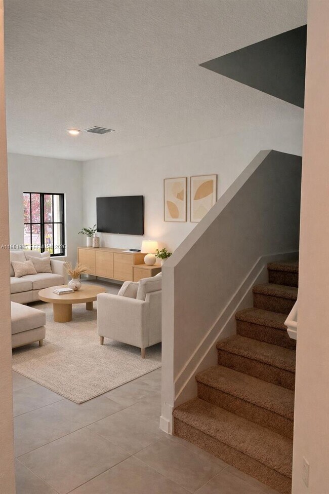 Foto del edificio - 4829 Dillon St