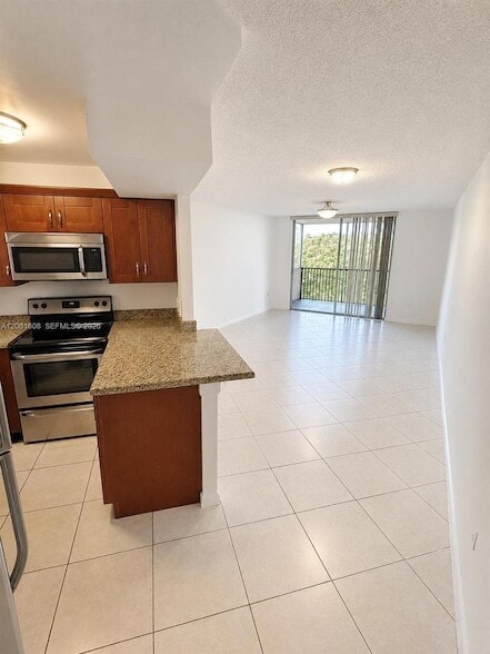 Building Photo - 8363 Lake Dr