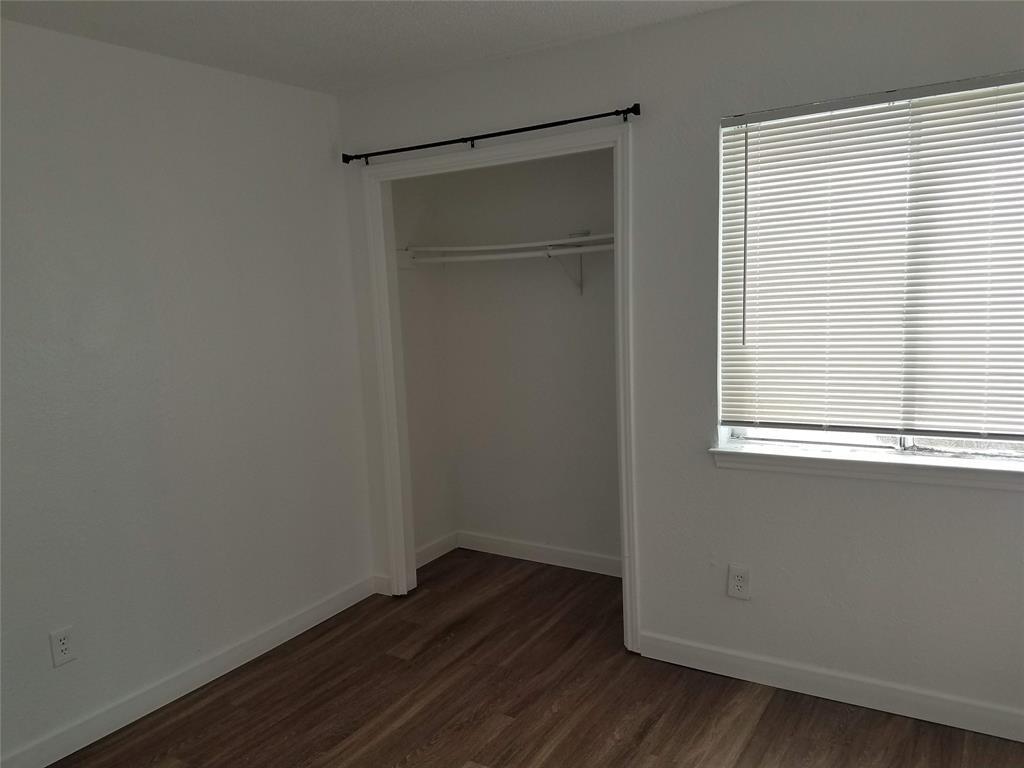 Foto del edificio - 8503 Colony Loop Dr