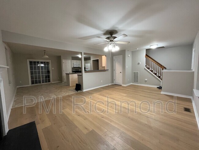 Building Photo - 9824 Willow Glen Ct