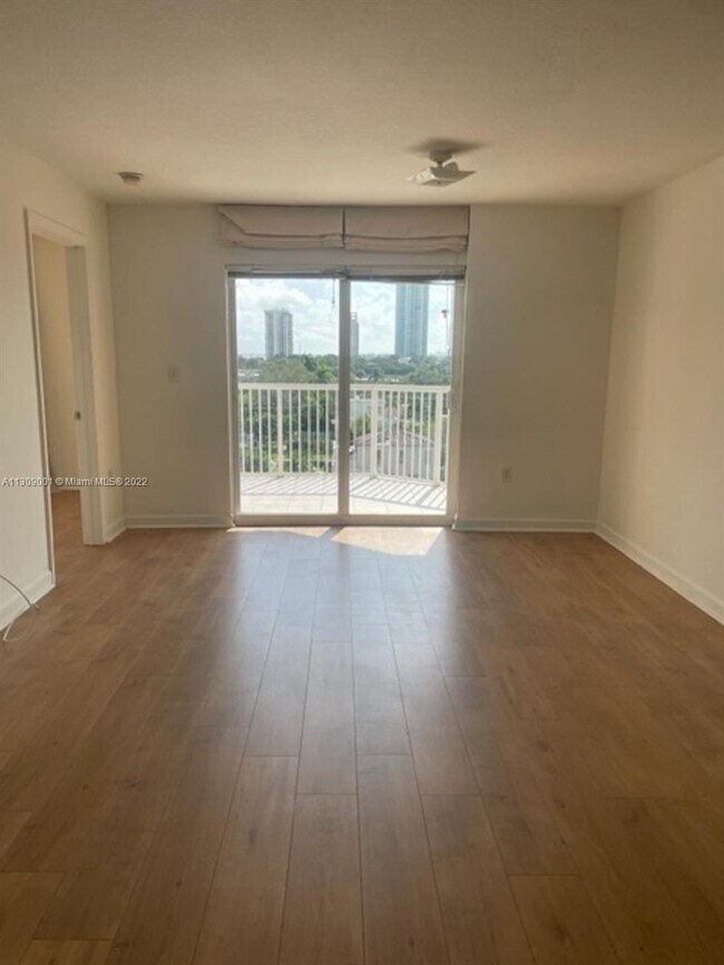 Foto del edificio - 280 SW 20th Rd