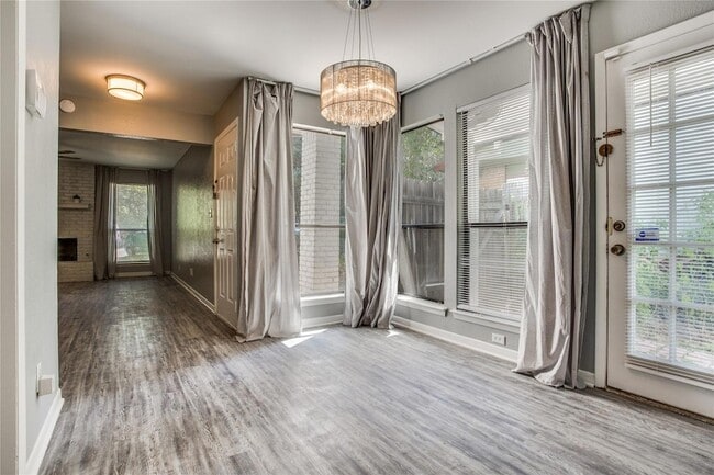 Building Photo - 3205 Twinberry Cove