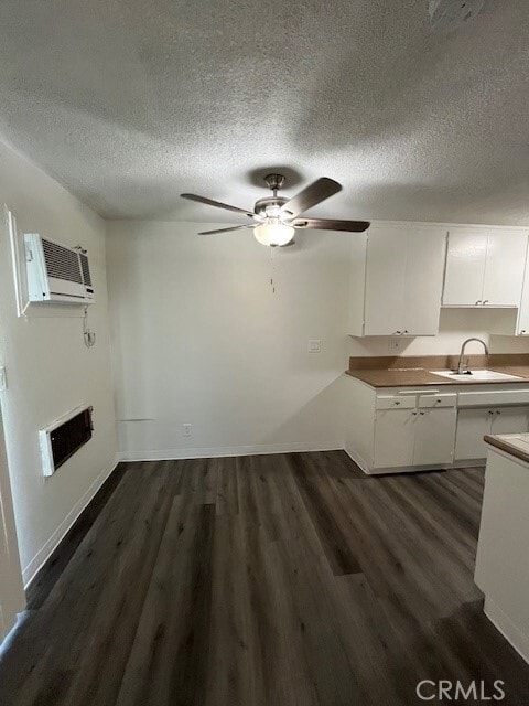 Foto del edificio - 685 E Vista Chino